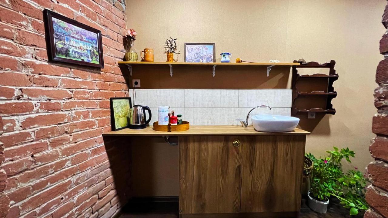 Hostel Pirosmani 第比利斯 外观 照片