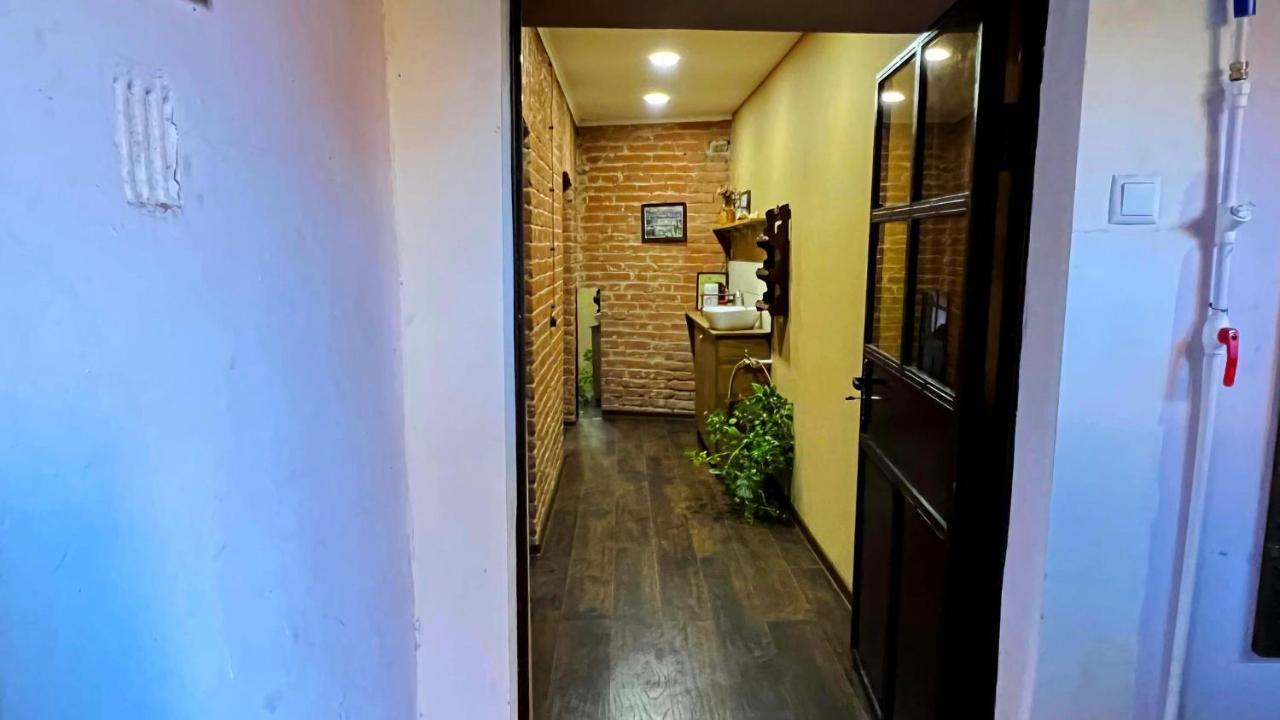 Hostel Pirosmani 第比利斯 外观 照片